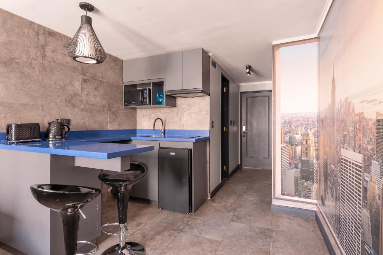 Design Tech Comfort & Location Santiago Luaran gambar
