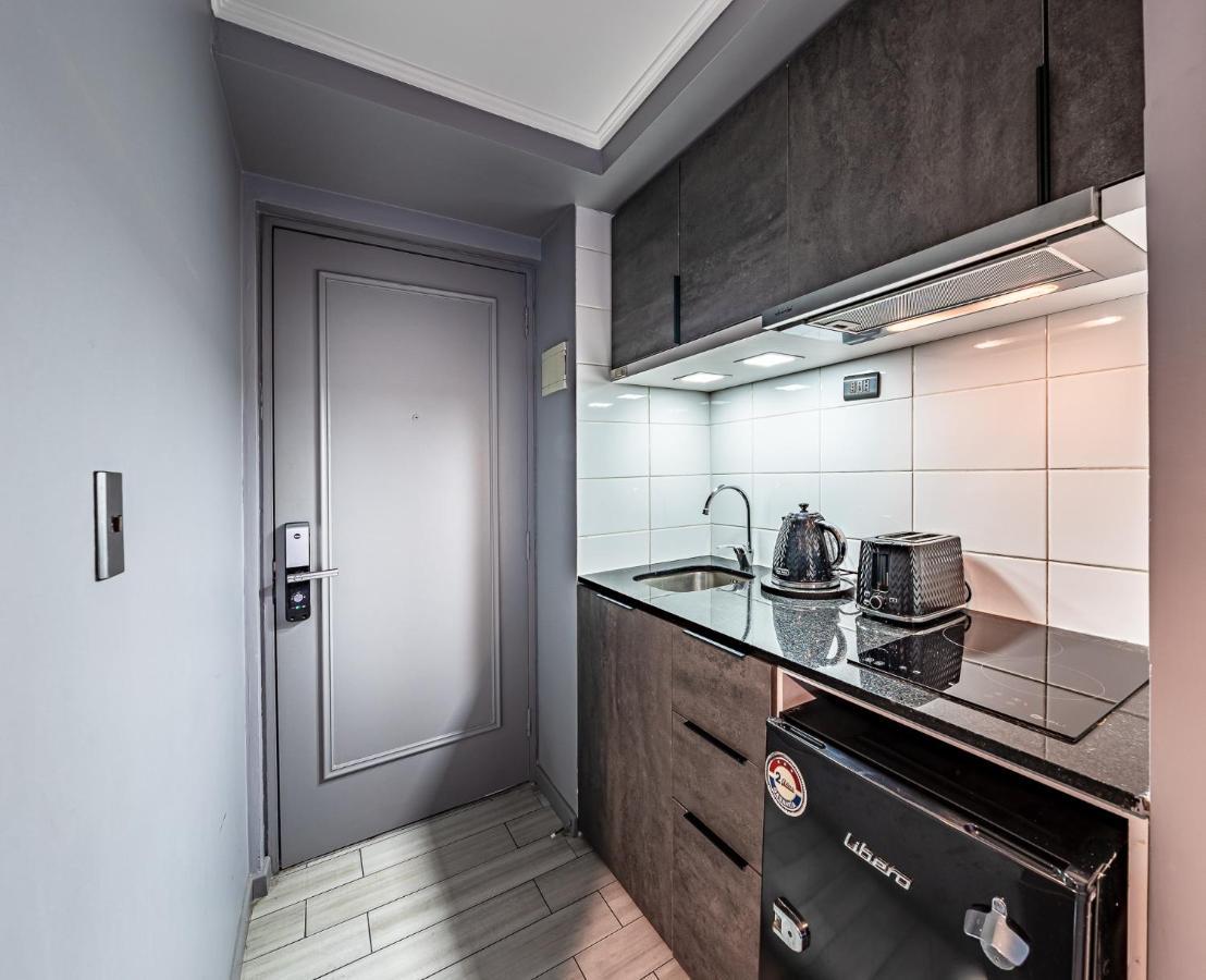 Design Tech Comfort & Location Santiago Luaran gambar