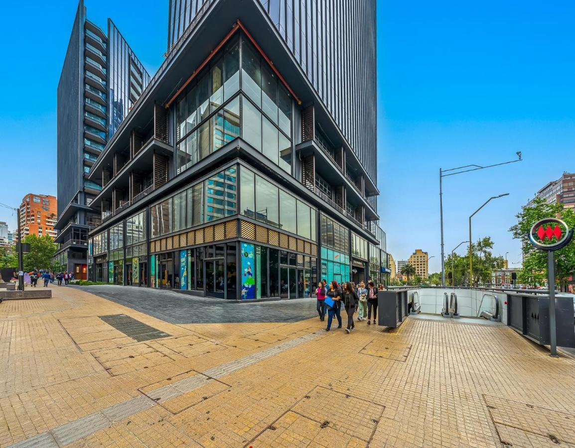 Design Tech Comfort & Location Santiago Luaran gambar