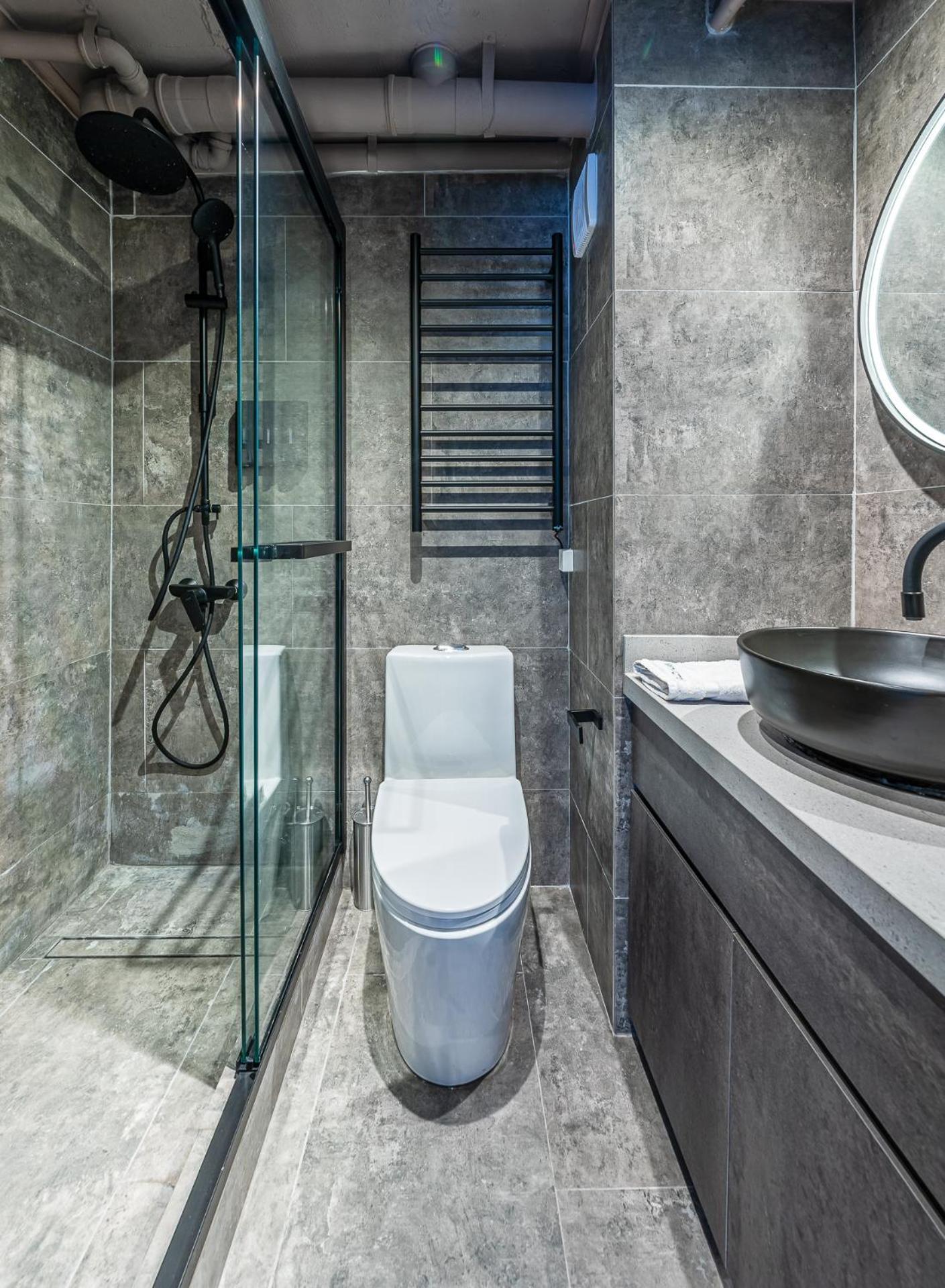 Design Tech Comfort & Location Santiago Luaran gambar