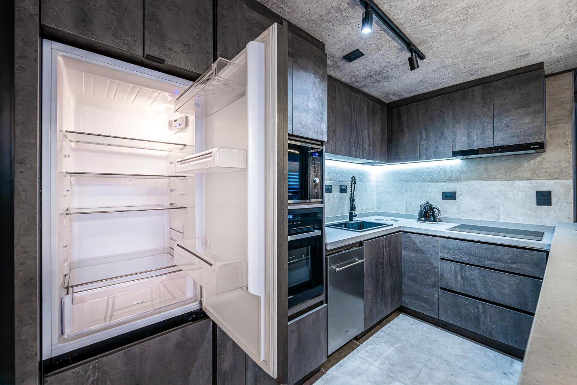 Design Tech Comfort & Location Santiago Luaran gambar